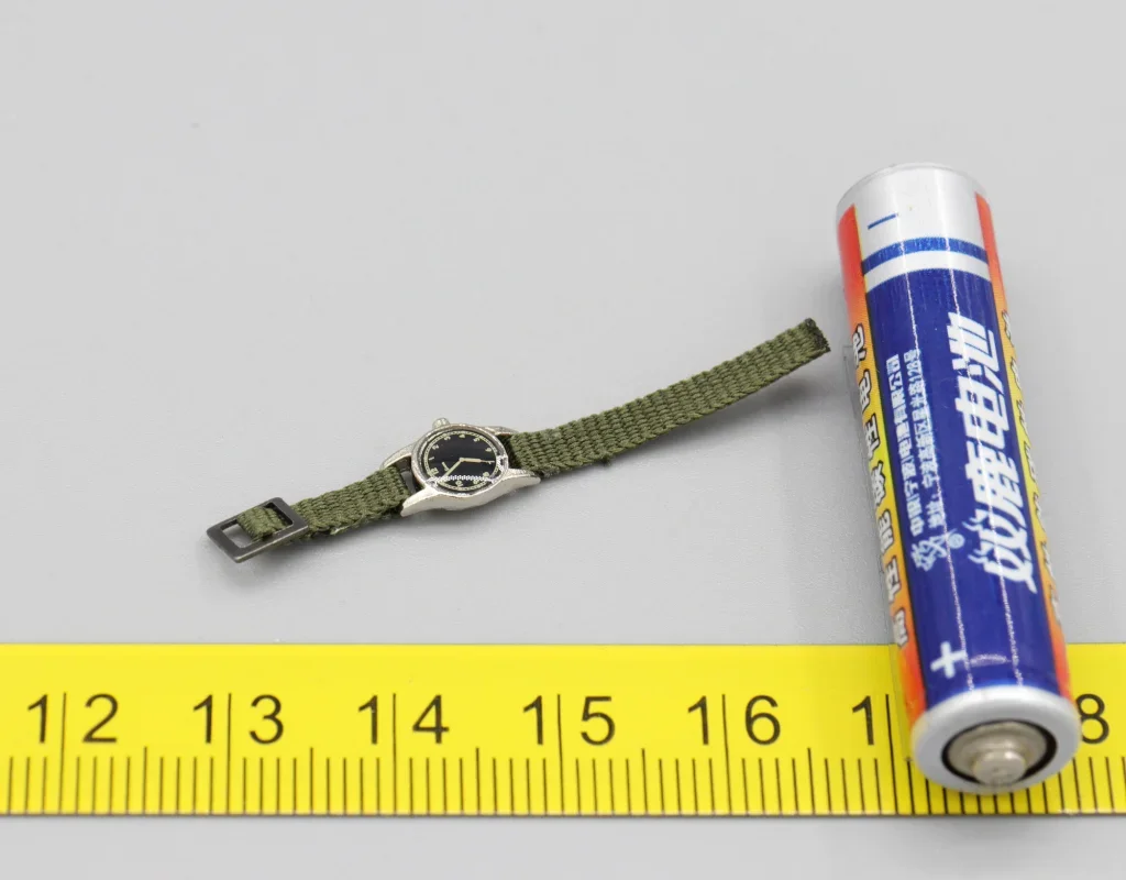 

DID V80174 1/6 масштаб Солдат модель часов для 12 дюймов рисунок