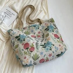 Fashionable Women's Canvas Tote Bag - Spacious & Durable with Zipper Closure, Classic Design (Pink)