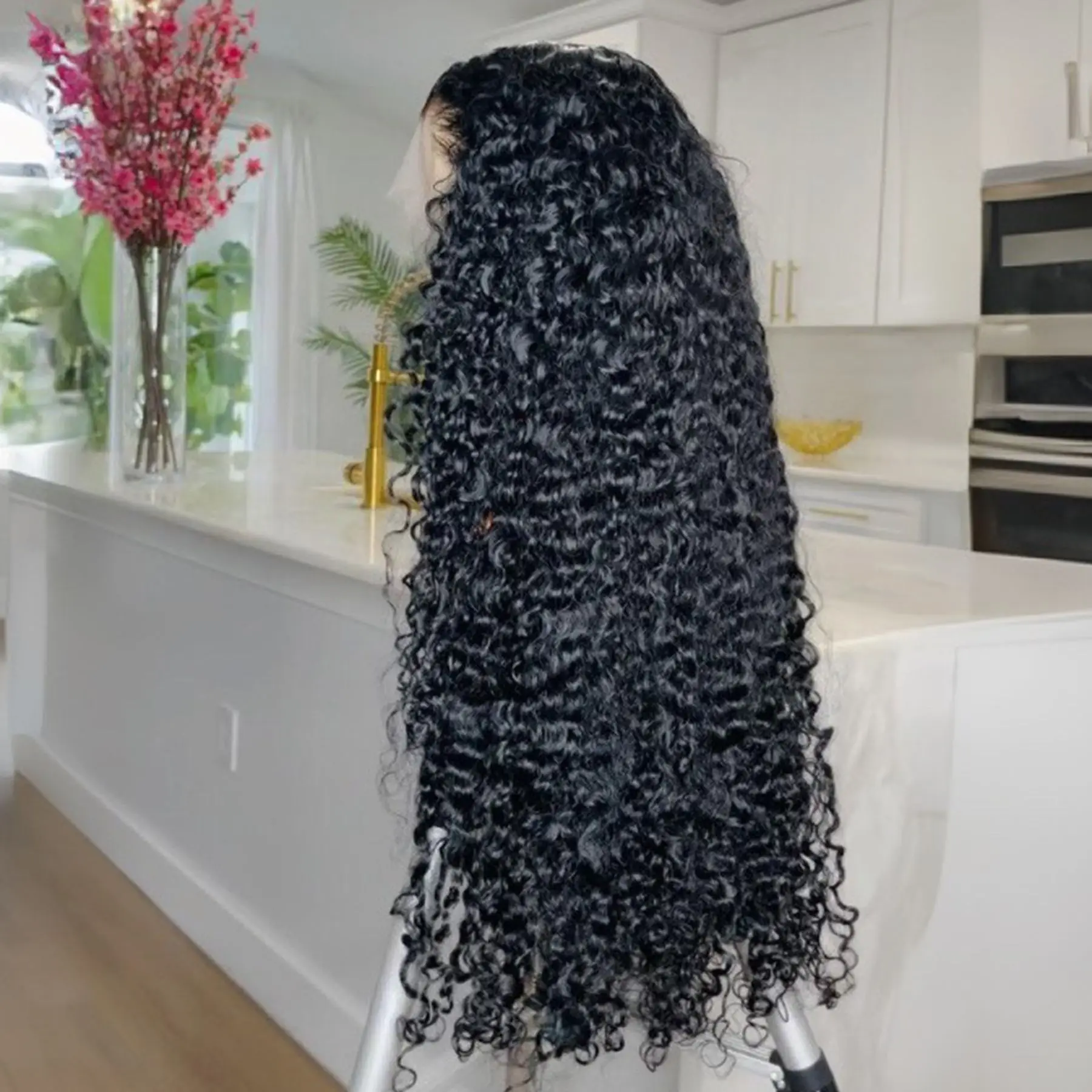 Parrucche Kinky Curly HD Full Lace Frontal 13X4X1 per donne di colore, regalo per la mamma, pre-strapazzate con baby hair, nodi sbiancati, capelli morbidi - immagine 5