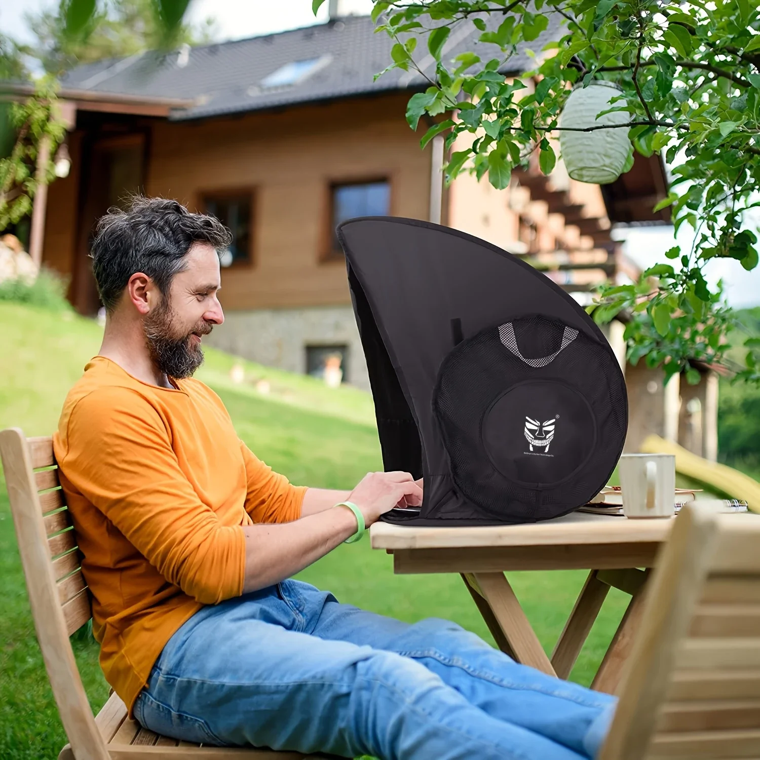 LaptopSunShadeOutdoorFoldableandPortableGlareScreenHood