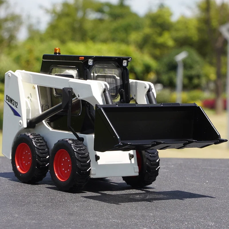 

1:20 LONGONG CDM312 Compact Skid Steer Loader MODEL