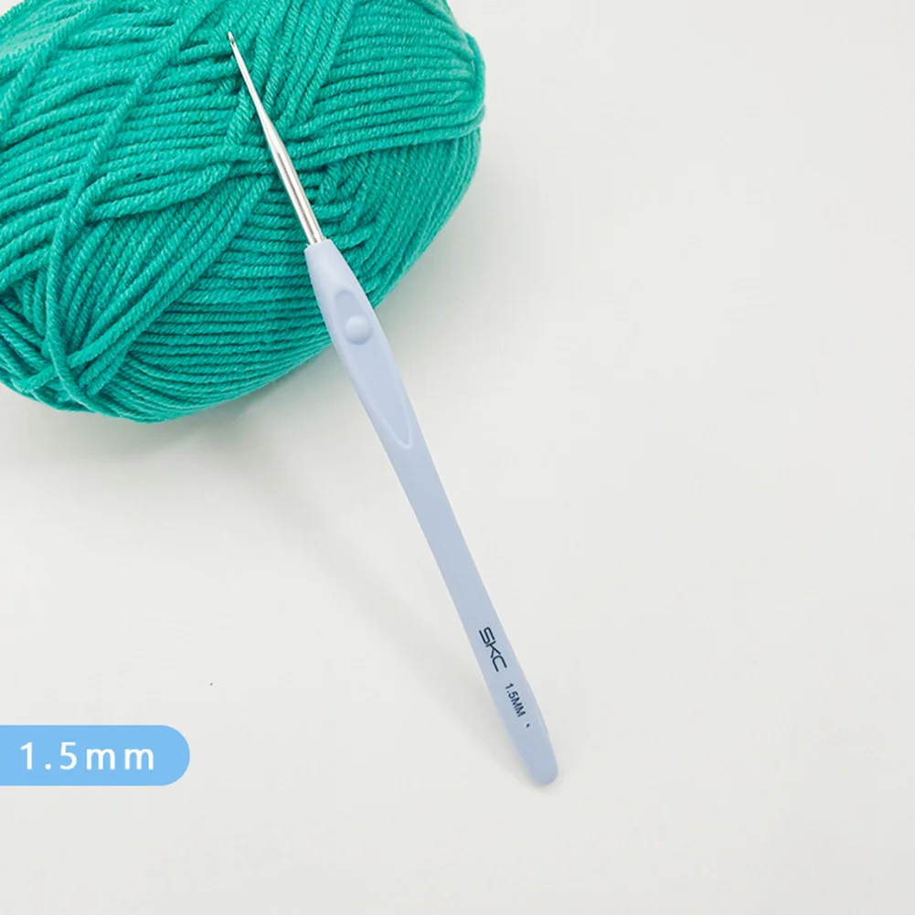

Soft Handle Crochet Knitting Needles Non slip Rubber Handle Durable and Easy to Use Ideal for DIY Sewing Accessories