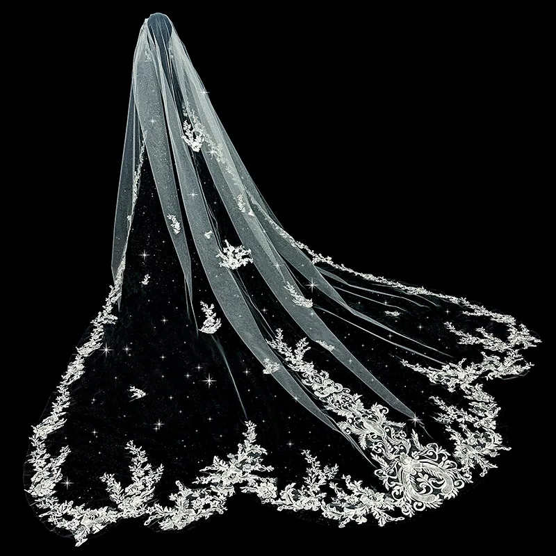 Glitter One Tier Wedding Veils with Comb Lace Appliques Edge Custom Made Wedding Accessories Pretty Bridal Veil Cathedral Length