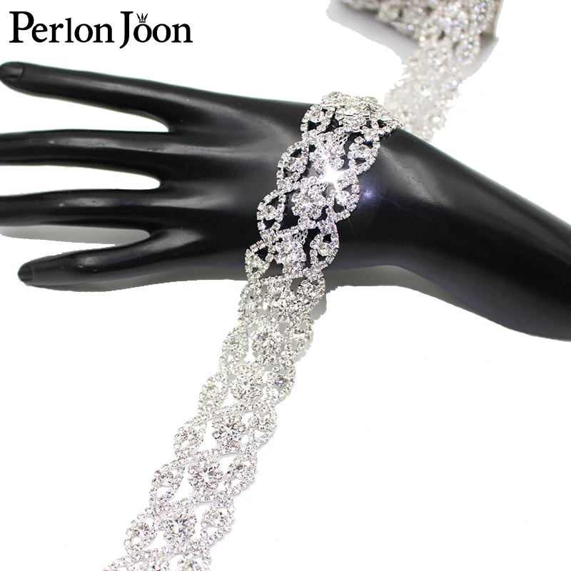 nastro di strass 1 taglia X forma AB colore strass di cristallo nastro a catena in metallo, usato per abito, borsa, accessori per scarpe catena di strass per artigianato ( Colore
