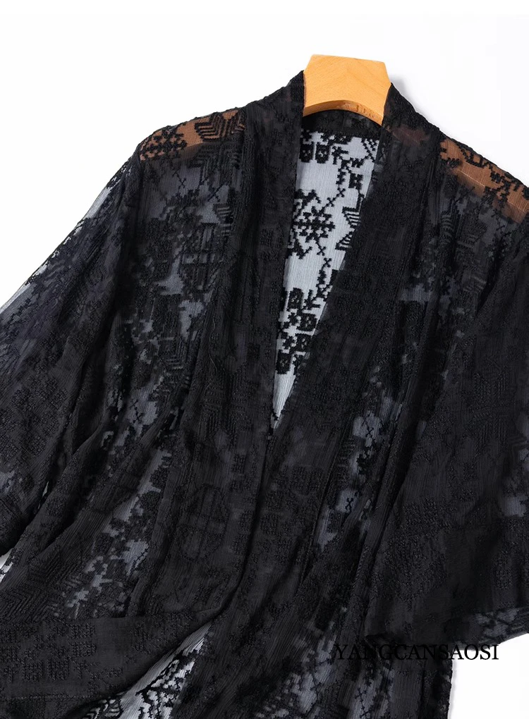 2024 Women's Summer New Natural Mulberry Silk Heavy Industry Embroidery Loose Split Sleeve Cardigan Sunscreen Shawl Coat