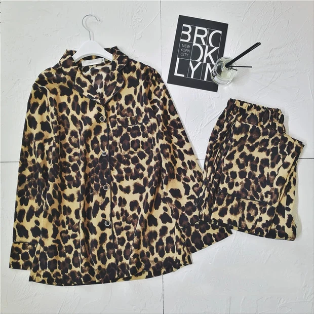 

Satin Pajamas Women Print Leopard Sleepwear Lingerie Summer Button-down Loungewear Lapel Casual Nightwear 2PCS Shirt&Pants Suit