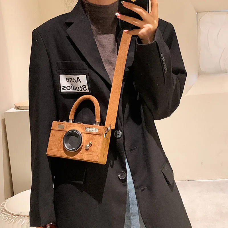 Heart Leather Waist Bag For Women Luxury Fashion Crossbody Tote With Unusual  Design, Ideal For Parties And Shoulder Use Model 230703 From Bei06, $37.7 |  DHgate.Com