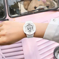 Montres pour femmes, montre de mode avec affichage de définition LED haute résolution, montre numérique électronique multifonction étanche 5