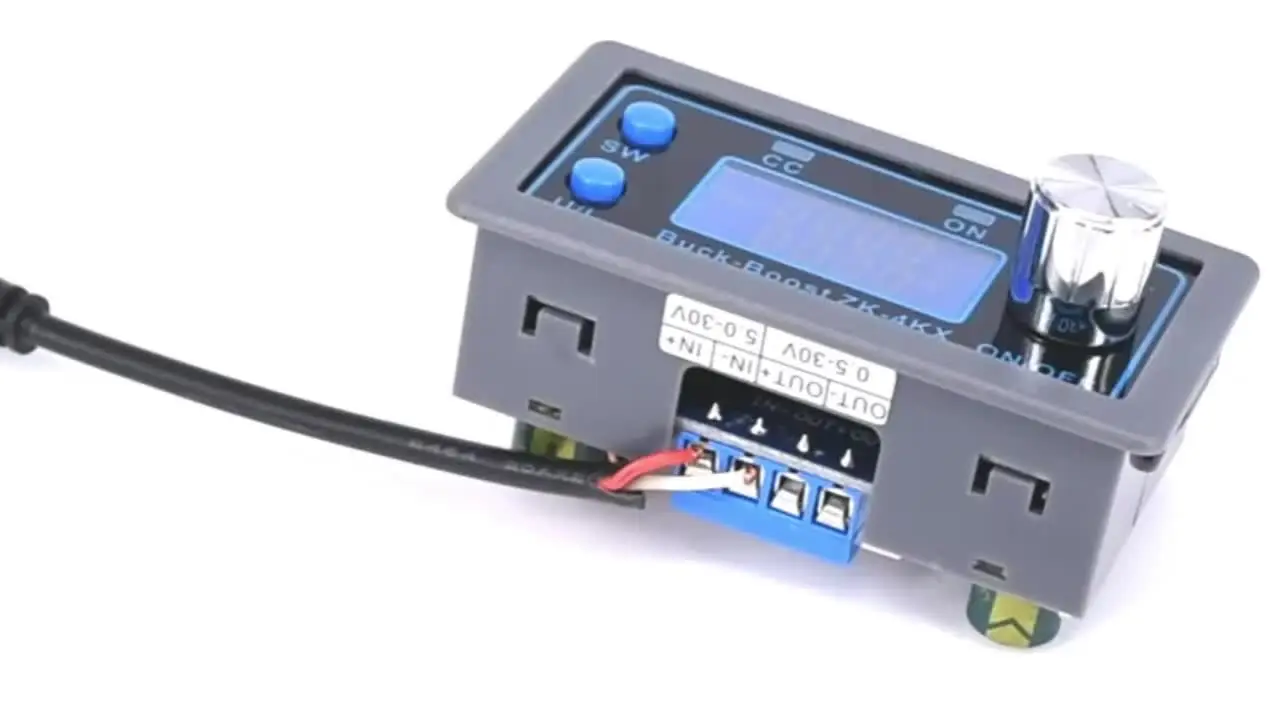 Modulo Convertitore Boost/Buck DC-DC ZK-5KX 0.6-36V 5A - Regolatore Tensione Programmabile Con Display LCD
