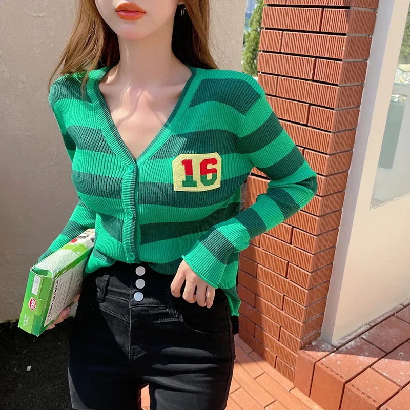 

Green Striped Knitted Sweater Women V-Neck Loose Casual Single Breasted Cardigan Preppy Style Sexy Sweet Autumn Winter Sweaters
