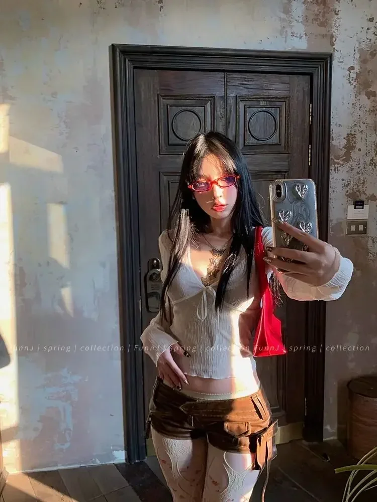 Korean Fashion Crop Top y2k Aesthetic Sweet Lace Patchwork Long Sleeve T Shirt with Bow 2000s Women Clothes Streetwear