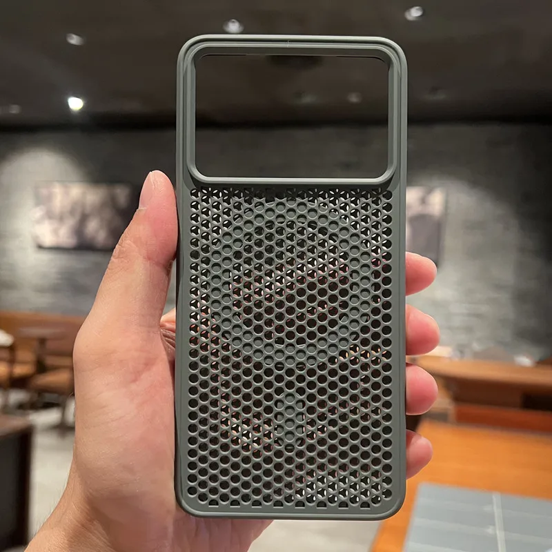 Thermolysis Magnetic Shockproof Rugged Back Case with Cellular Hollow Design