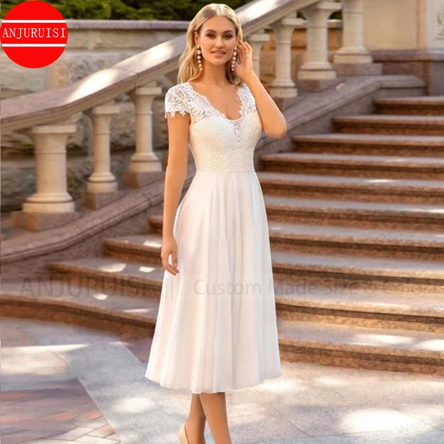 20 Best Petite Wedding Dresses for 2023 | Petite Bridal Guide