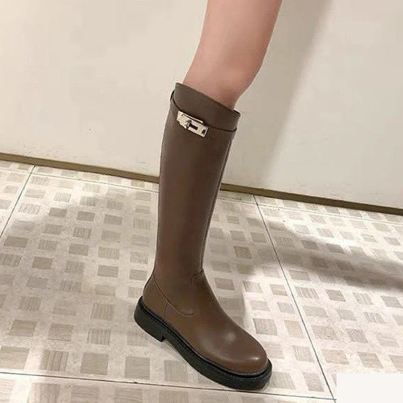 

2022 модные зимние теплые флисовые высокие сапоги из искусственной кожи, женские сапоги до колена на массивной подошве, женские длинные сапоги стрейч на платформе