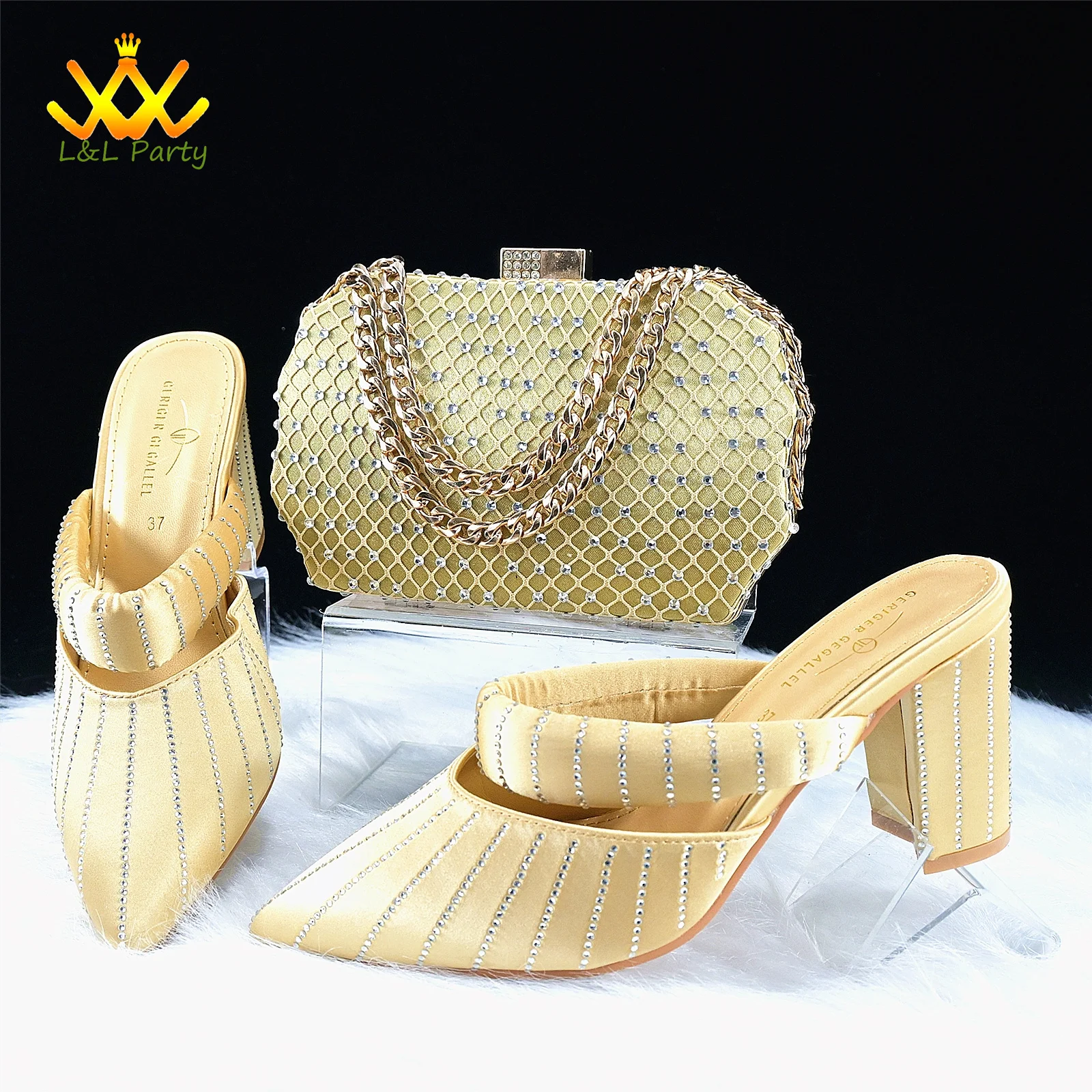 

Decorate with Rhinestone New Arrivals African Women Shoes and Bag Set in Gold Color Pointed Toe Slipper for Wedding Party