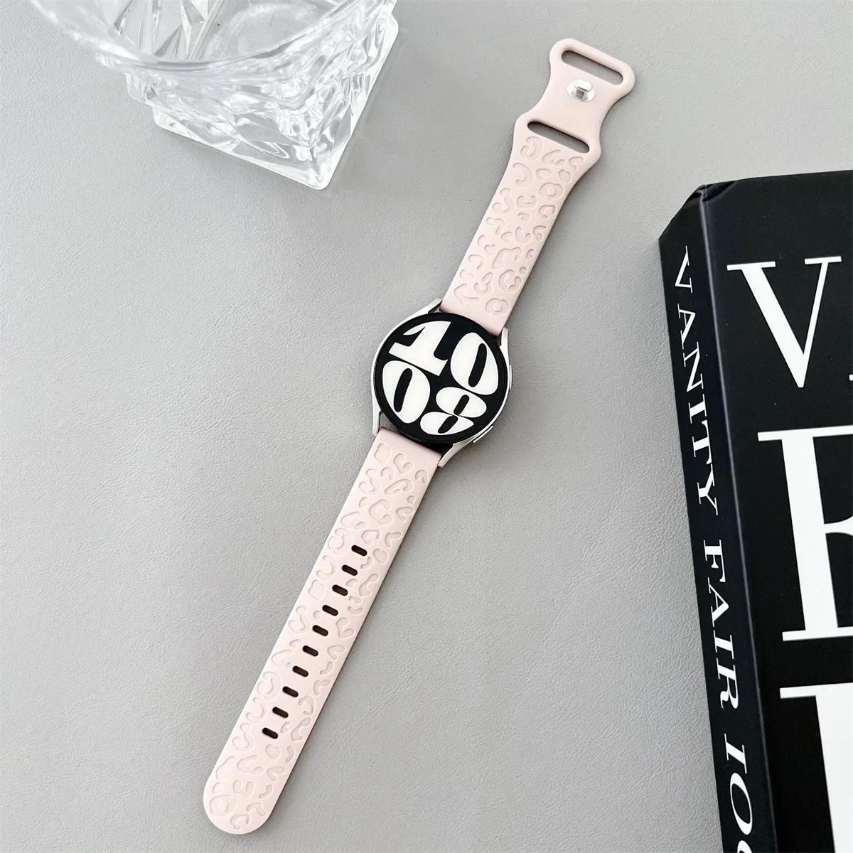 Leopard Silicone Engraved Band