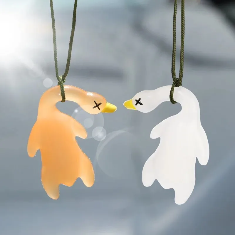 Color Change Duck Keychain Fashion Funny Goose Pendants for Bag Car Keyrings Cute Cartoon UV Photochromic Key Chains