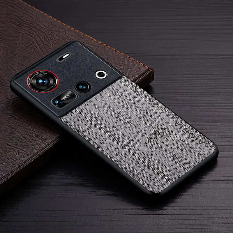 Luxury Bamboo Wood Pattern Leather Phone Cover - Elegant Case