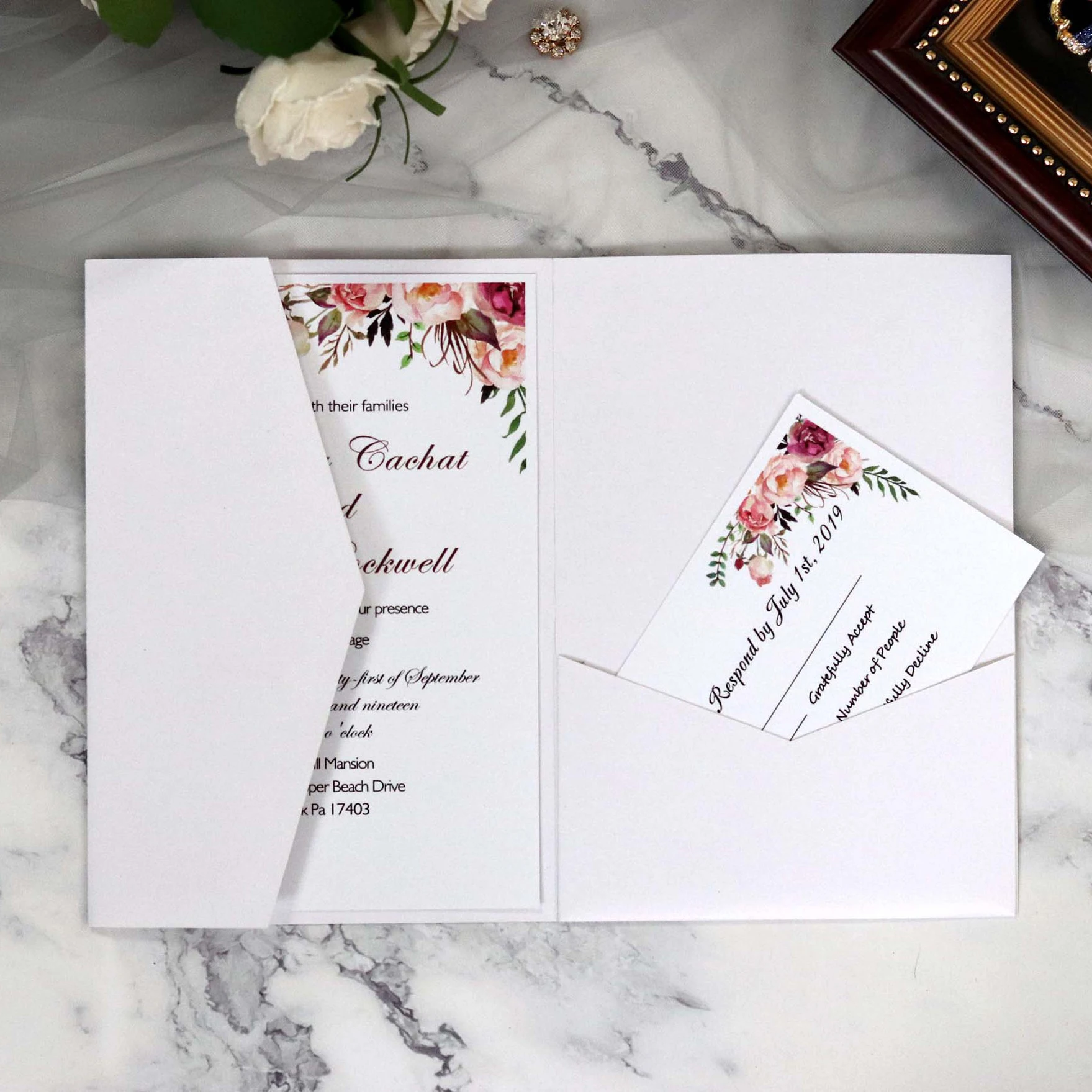 50 pieces Overseas Chinese Print Wedding Invitation Tri-fold Pocket Engagement Marriage Quinceanera Card