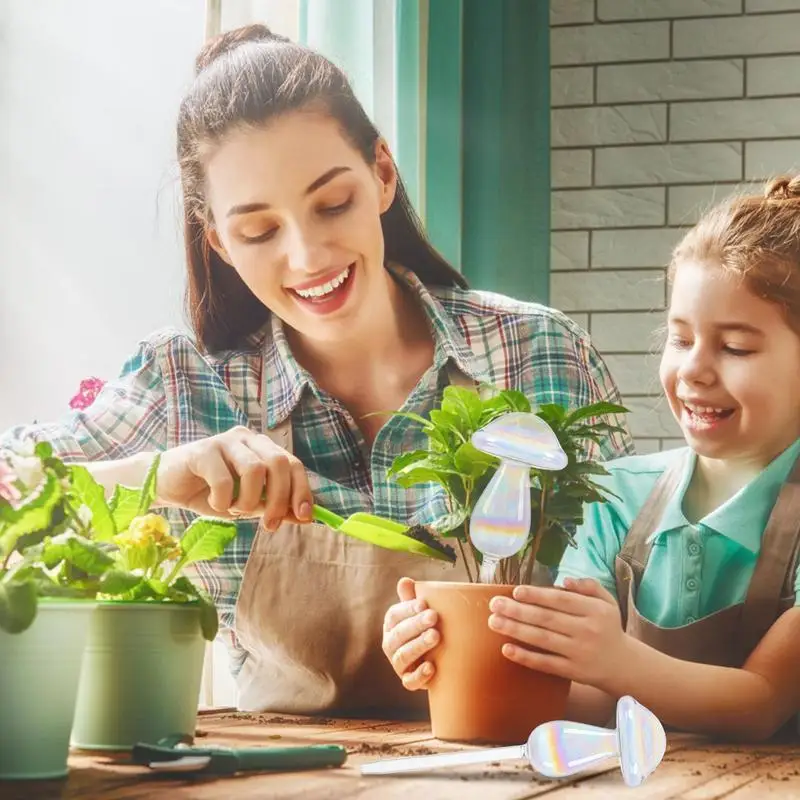 

Mushroom Shape Plant Water Feeder Self Watering Plastic Ball Indoor Outdoor Flower Water Cans Flowerpot Drip Irrigation Device