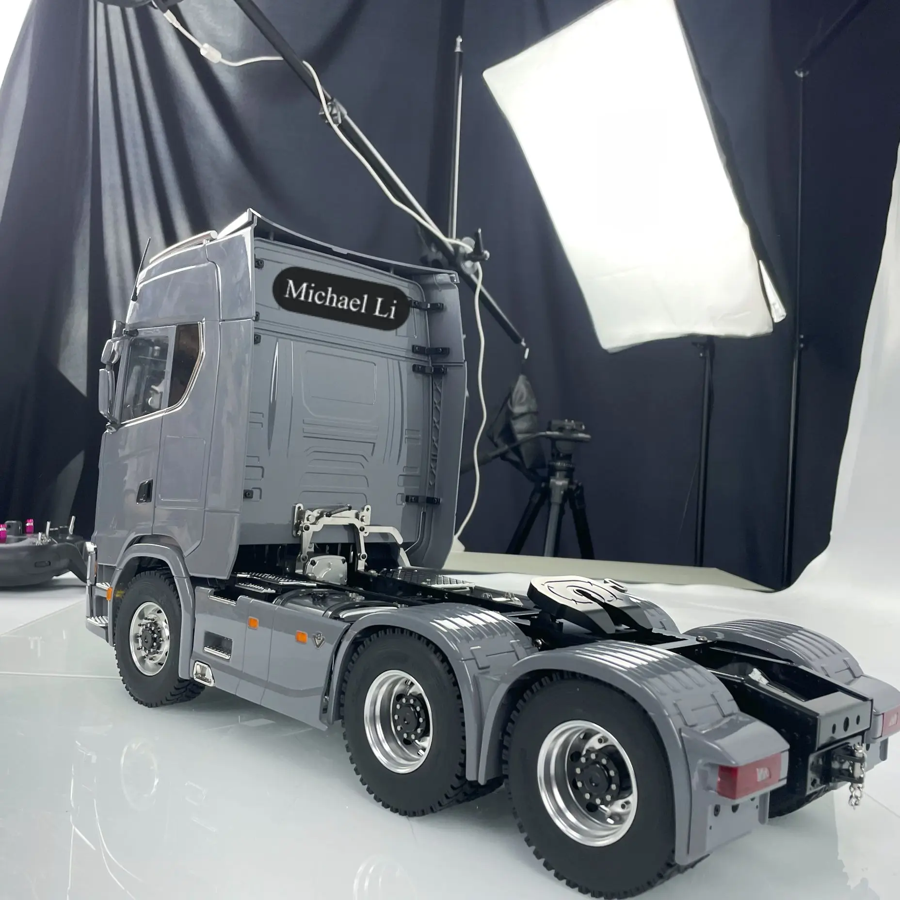 6x6 1/14 770S RC Tractor Truck Remote Control Car Painted Finished CNC Differential Lock Axles Sound Light Vehicle Toy Model 4