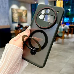 Funda de teléfono magnética con anillo soporte translúcido mate y protección dura delgada
