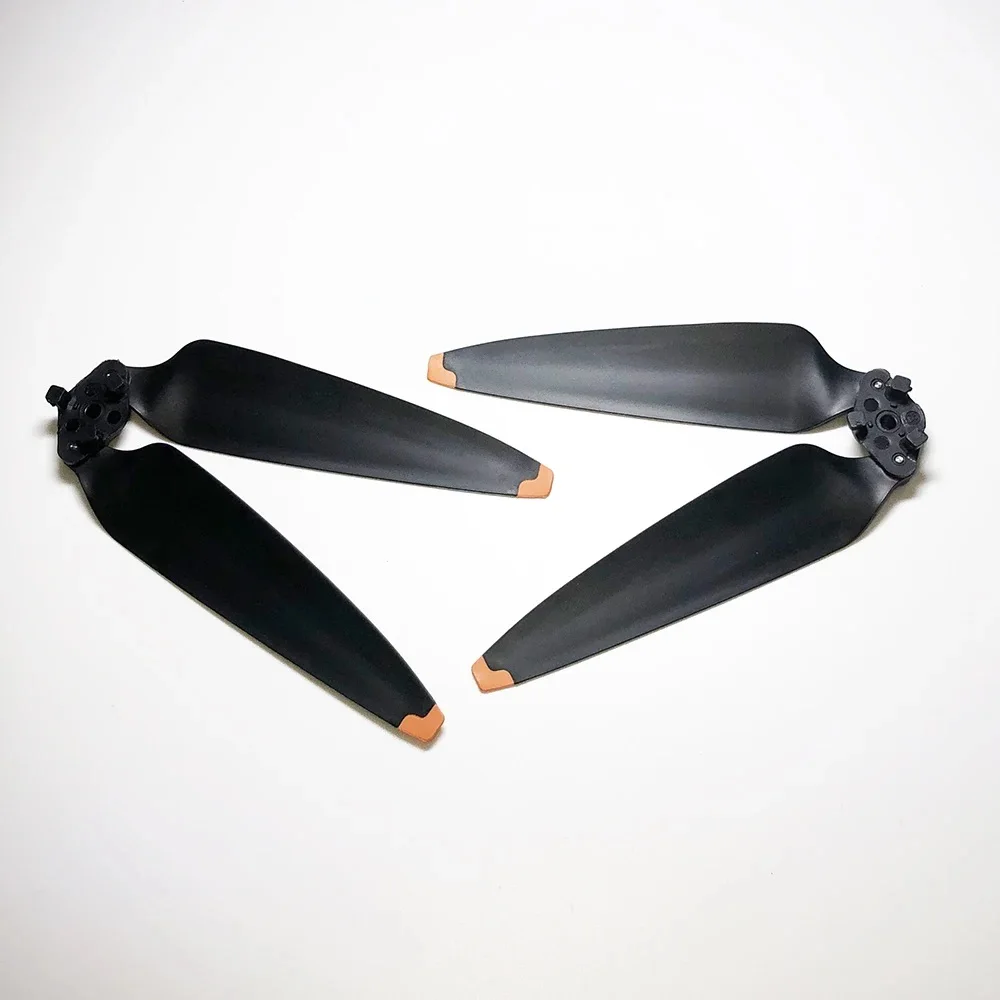 Lot de 4 paires d'hélices de rechange pour DJI Air 3 et Air 3S, emballage d'origine.