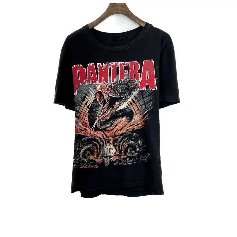 

Vintage Pantera Big Snake Graphic Print Black T-shirt Size M