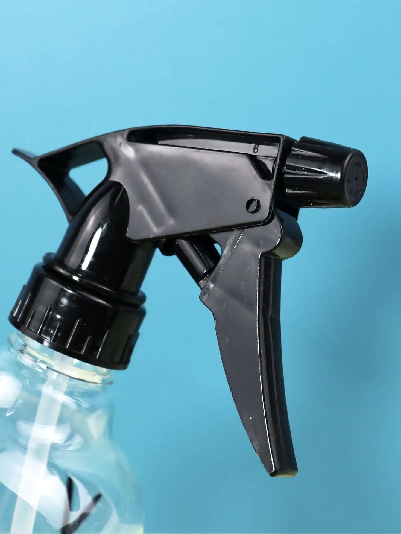 250ml Salon Hairdressing Fine Mist Sprayer Water Spray Bottle-Black Friday Deal