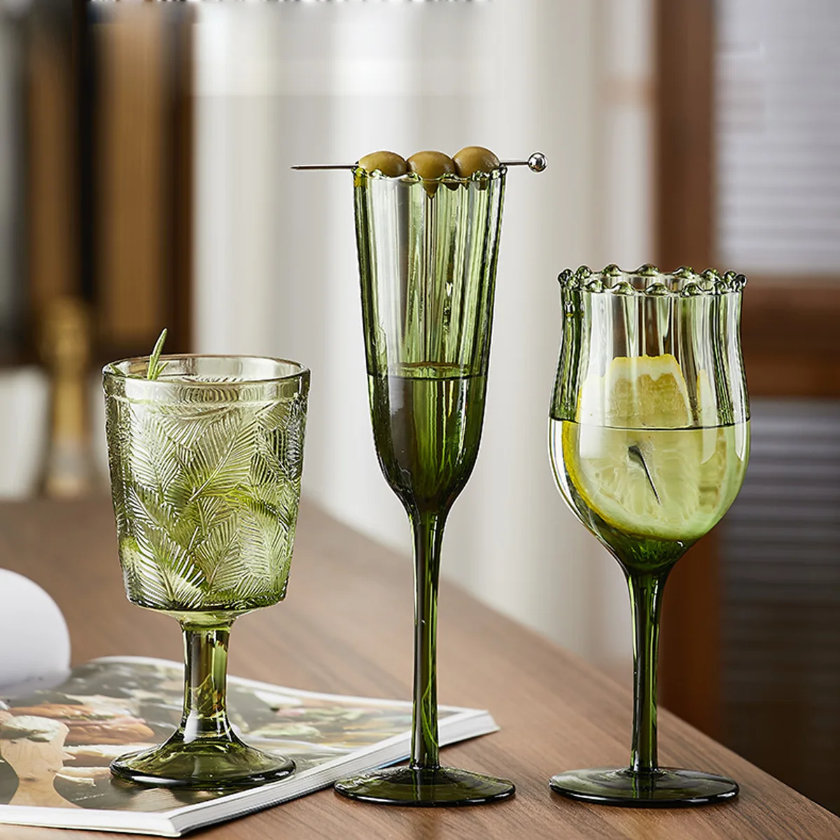 7.5” STEM WINE GLASSES WITH GREEN COLOR GLASS BEADS ON STEMS SET OF 4 -  HOLIDAY!