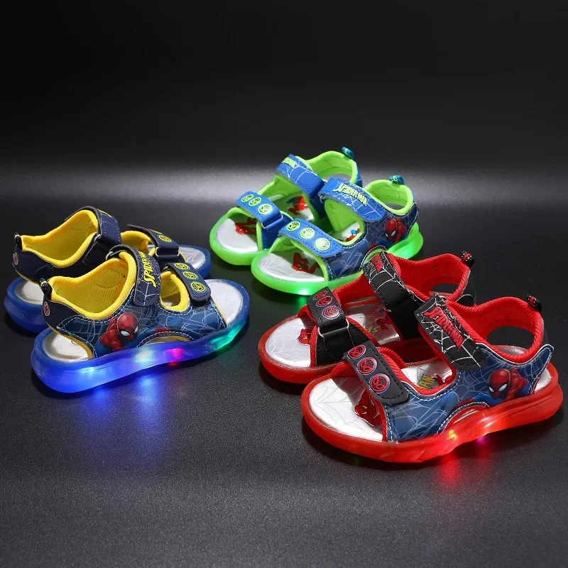 

Summer Children LED Light Sandals Cartoon Marvel Spider Man Print Baby Boys Girl Glowing Shoes Non-slip Beach Slippers 21-31