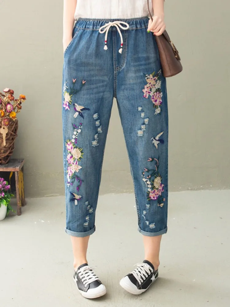 

Chinese Style Casual Ripped Blue Jeans Holes Elastic Harem Trousers Autumn Womens Vintage Floral Loose Denim Pants 2023