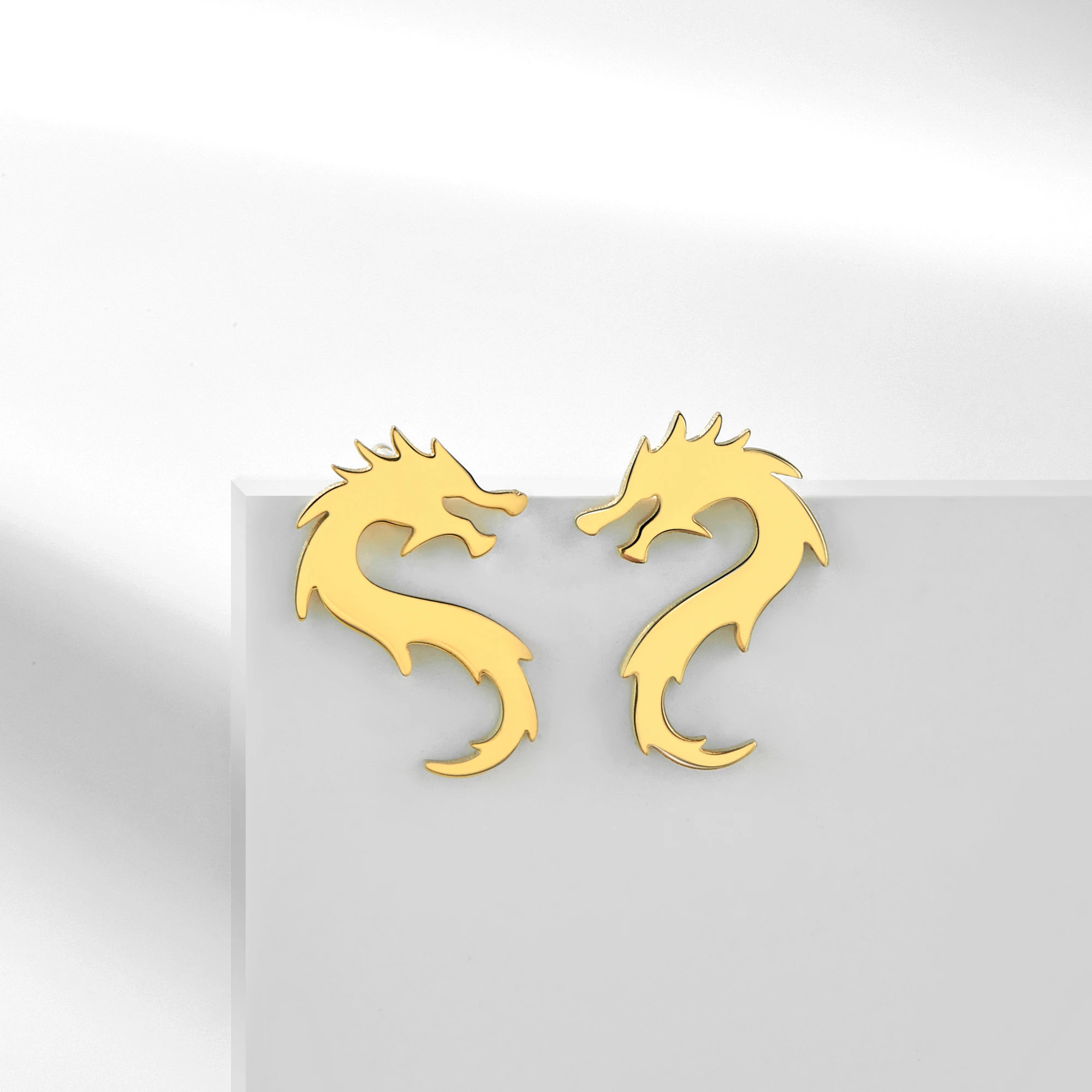 Kkjoy Stud Earings For Women Black Gold Color Stainless Steel Dragon Pattern Cut Earing Fashion Vintage Female Jewelry New