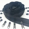 Black 322