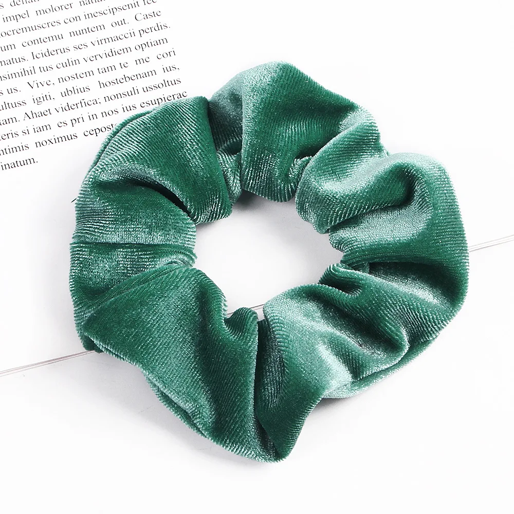 Elegant Velvet Scrunchie – Stylish Elastic Hair Accessory