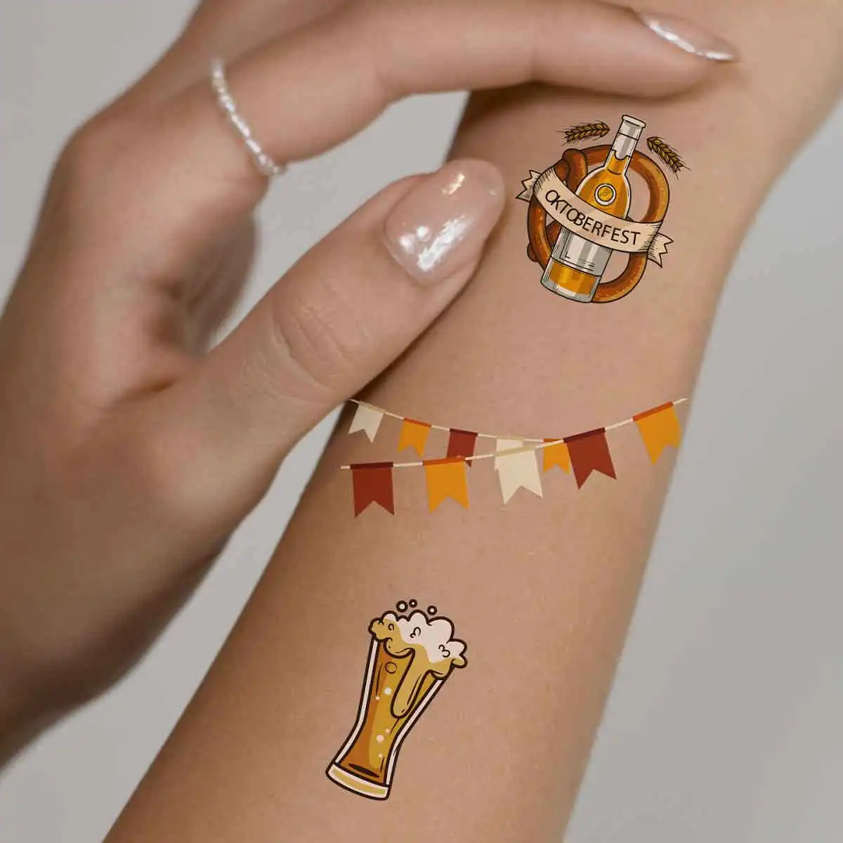 4pcs Oktoberfest Party Waterproof Temporary Tattoo Stickers Finger Wrist Tattoo Body Art German Bavarian Beer Party Decoration