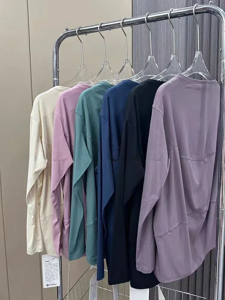 Рисунок 2 - Футболка женская с длинным рукавом