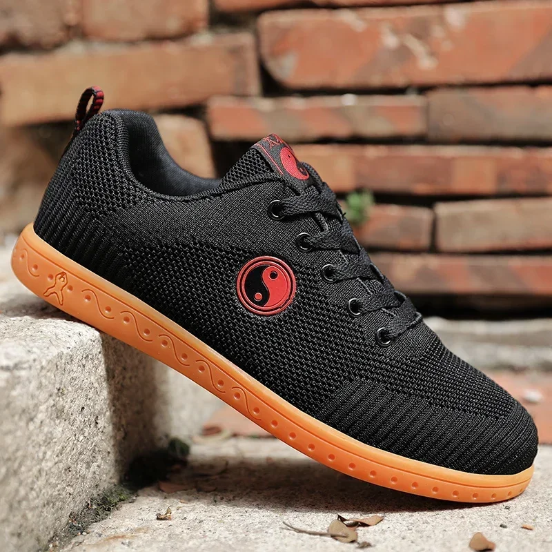Spring Mesh Breathable Kung Fu Shoes Men Women TaiChi Martial Arts Shoes Comfortable Wear-Resisting Karate Taekwondo Sneakers