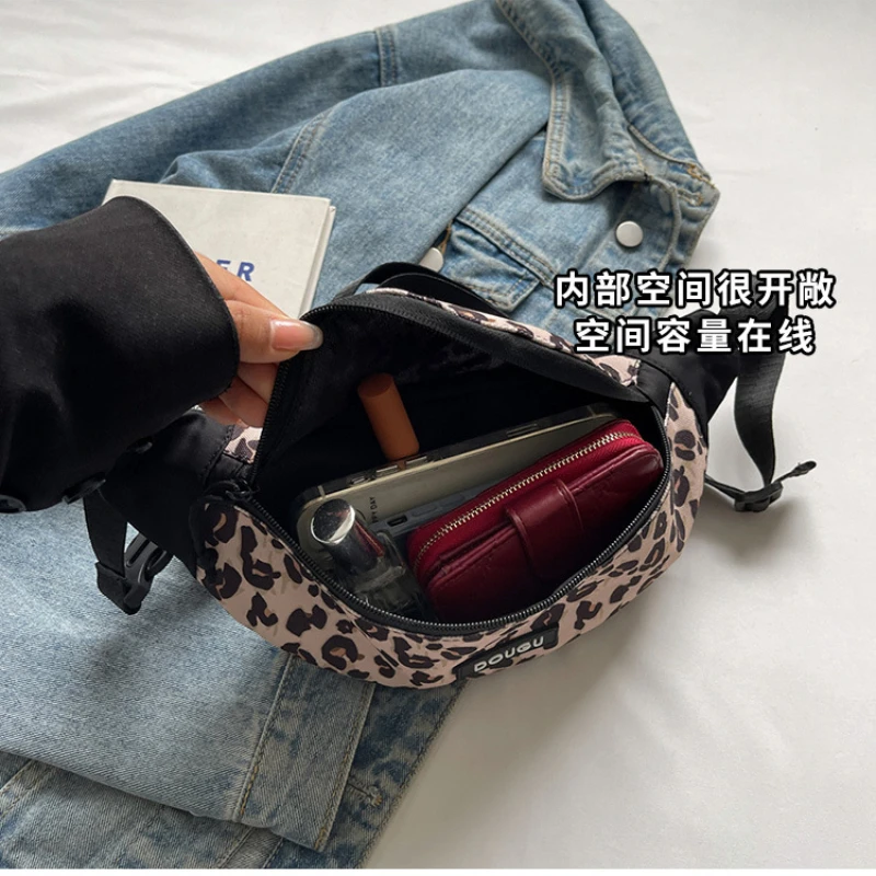 레오파드 인쇄 여성 가슴 가방 여성을위한 작은 어깨 Crossbody 가방 숙녀 허리 모바일 가방 럭셔리 디자이너 여성 핸드백
