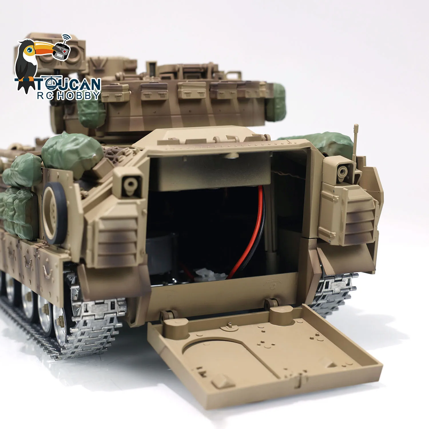 TD 1/16 Military RC Tank M2A2 Bradley Metal Tracks Road Wheels Infrared Barrel Recoil Radio Control RTR Combat Vehicles Toys 6