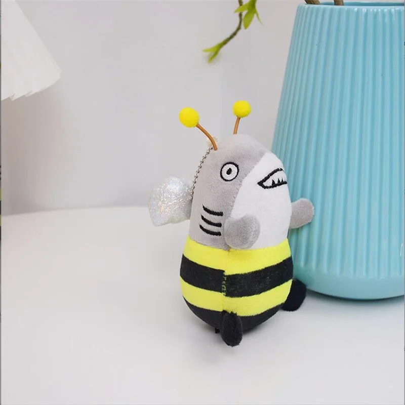 

12CM Creative Shark Bee Plush Toys Small Doll Keychain Student Backpack Accessories Grab Gift For Girls Gift