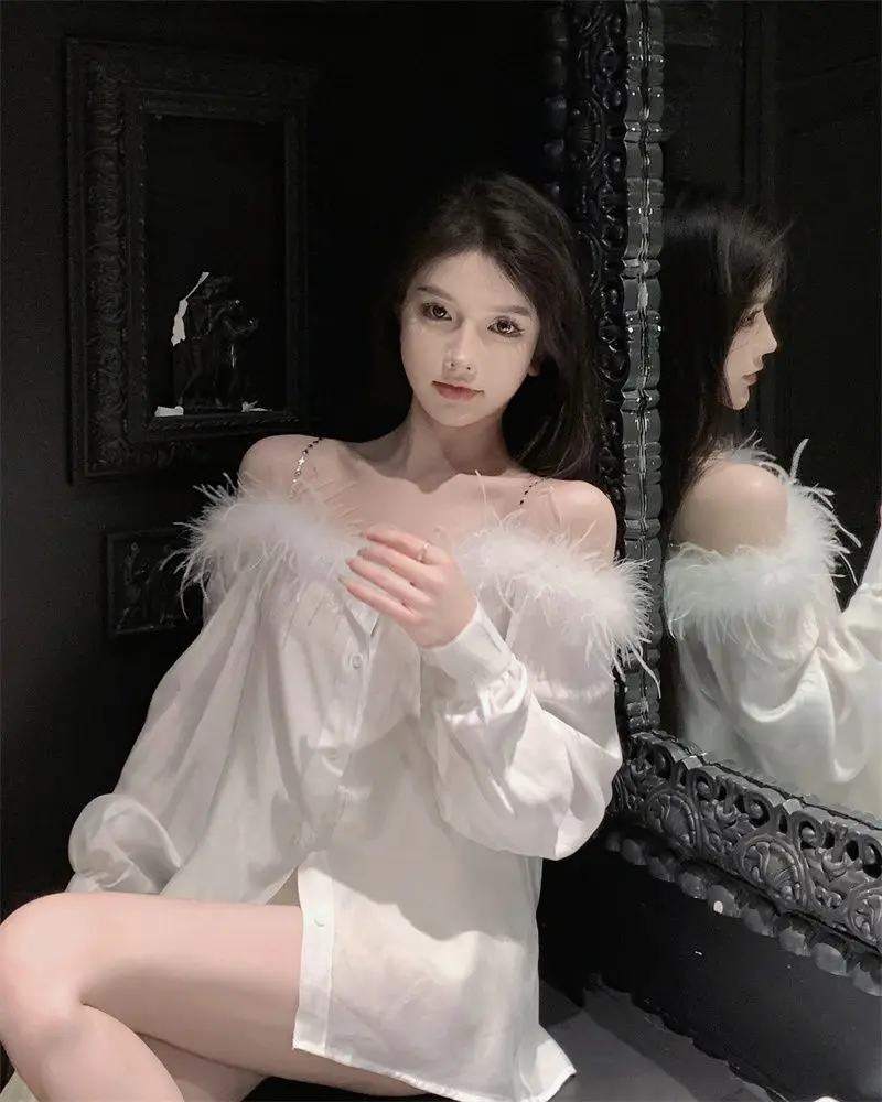 トップス YILON BIJOU OFFSHOULDER BLOUSE yilon 新作BIJOU OFFSHOULDER BLOUSE ホワイト - メルカリ