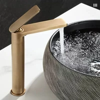 ก๊อกน้ำทองเหลืองสไตล์วินเทจแบบฝรั่งเศส หรูหรา สำหรับอ่างล้างหน้า ก๊อกน้ำร้อน-น้ำเย็นแบบรูเดียว สำหรับตู้ห้องน้ำ 3