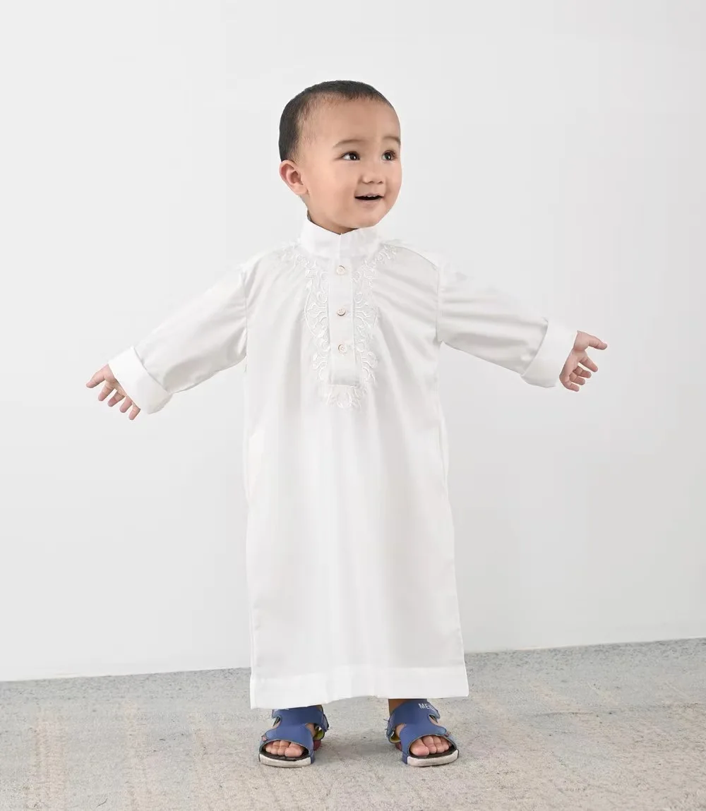 Middle East Embroidered White Robes for Children, Dubai, Saudi, New bushra muslim women dresses black embroidered diamonds middle east printed chiffon loose robes abaya 2021 summer new fashion