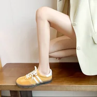 Chaussures Décontractées Sportives Basses Adidas pour Femme Printemps 2025 Nouveauté Rétro Américain en Cuir Dequn Polyvalentes Confortables Semelle en Caoutchouc 4