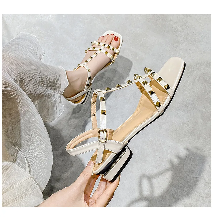 2022 Summer low heel women rivets sandals thin ribbon fashion Korean design girls shoes large size wear slippers free delivery shoes in low heels