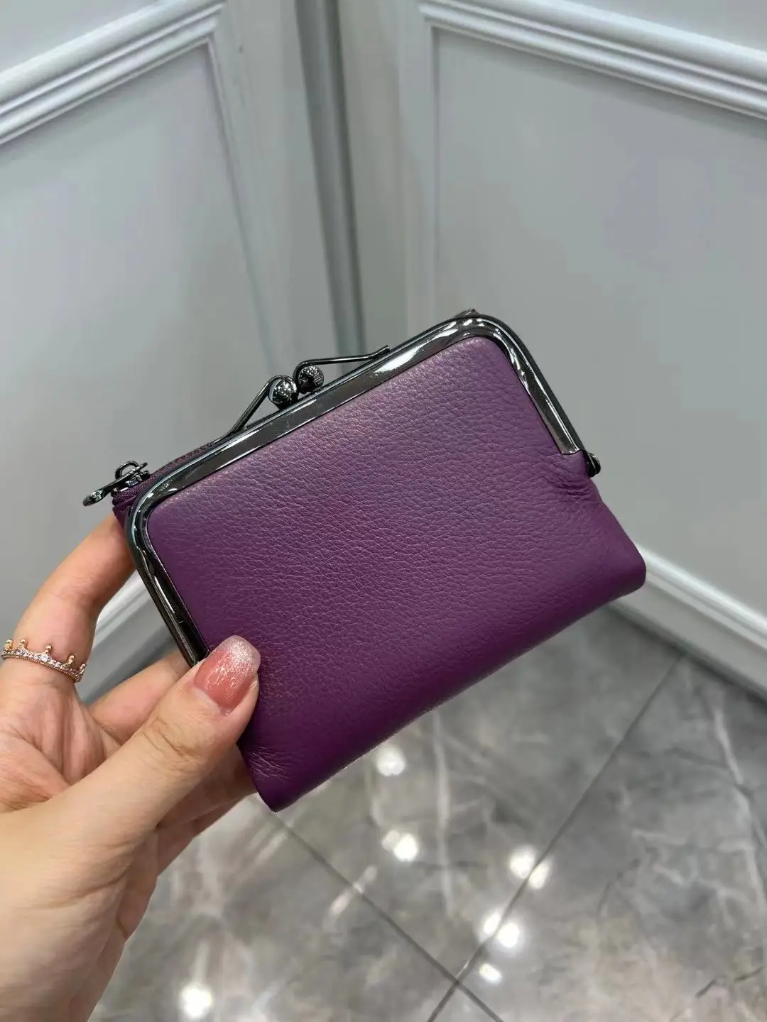 Women's Multifunctional Retro Genuine Leather Coin & Card Holder Wallet
