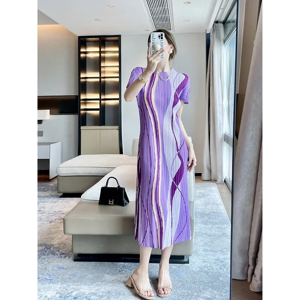 

Miyake Folds Summer New Striped Slim Printing Short-sleeved Dress Temperament Elegant Mid-length Dress Simple Atmosphere