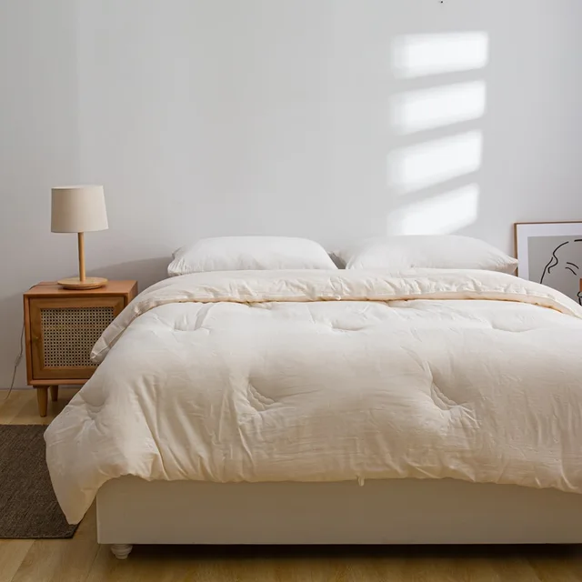 여름철 뜨거운 밤에도 시원하고 편안한 수면을 위한 일본 일반 이불