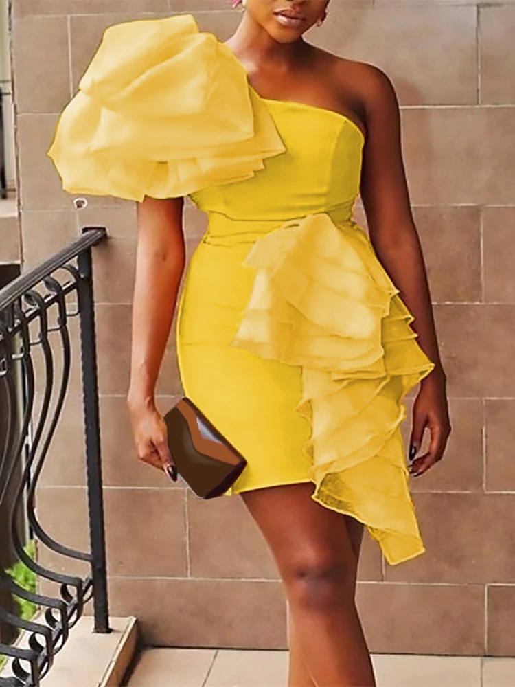 Sexy Bare Shoulder Mini Party Dress Yellow Puffy Ruffles Stitching
